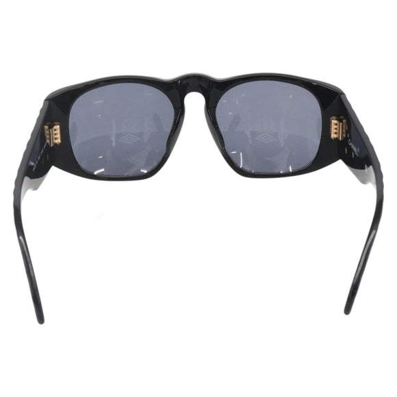 CHANEL Sonnenbrille Kunststoff Schwarz CC Auth 160328