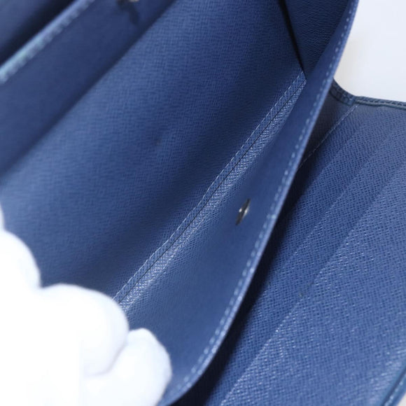 LOUIS VUITTON Epi Porte Tresor International Wallet Myrtille M6338G Auth 160358