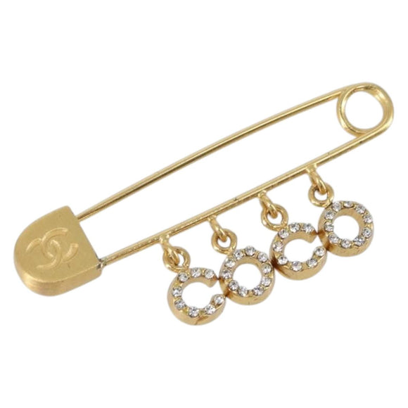 CHANEL Coco Rhinestone Safety Pin Brooch metal Gold Tone CC Auth 161234V