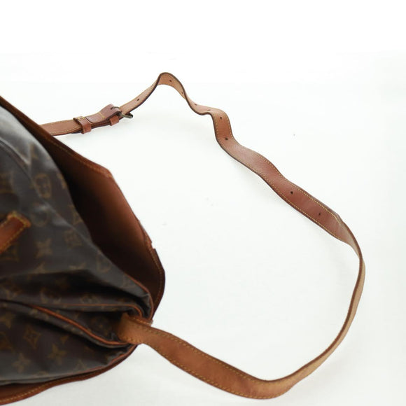 LOUIS VUITTON Monogram Saumur 35 Shoulder Bag M42254 LV Auth 161371