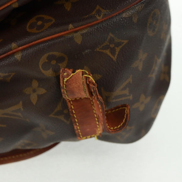 LOUIS VUITTON Monogram Saumur 35 Shoulder Bag M42254 LV Auth 161371