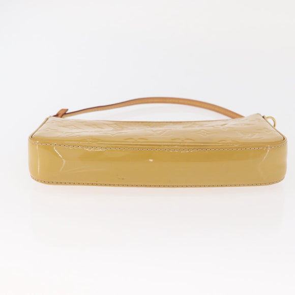 LOUIS VUITTON Vernis Pochette Accessoires Accessoiretasche Citrin LV Auth 161520