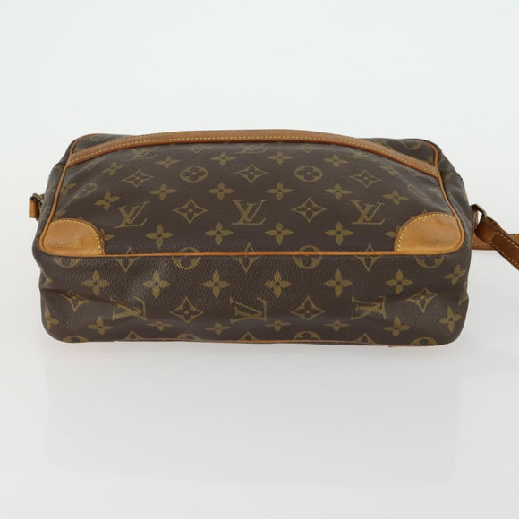 LOUIS VUITTON Monogram Trocadero 30 Shoulder Bag M51272 LV Auth 161628