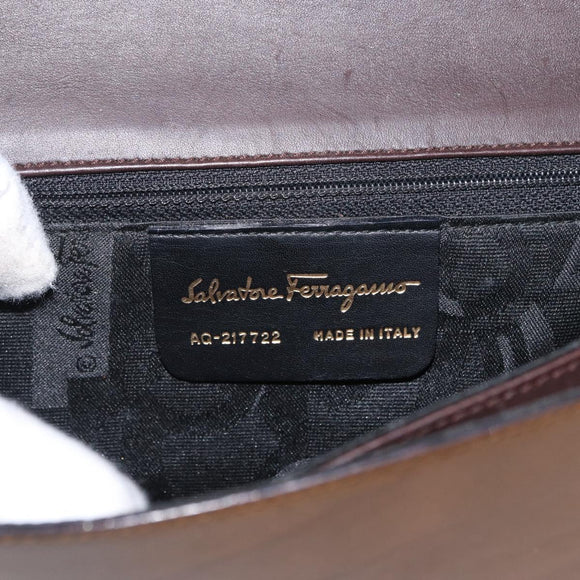 Salvatore Ferragamo Gancini Shoulder Bag Enamel Beige Gold Auth 161678