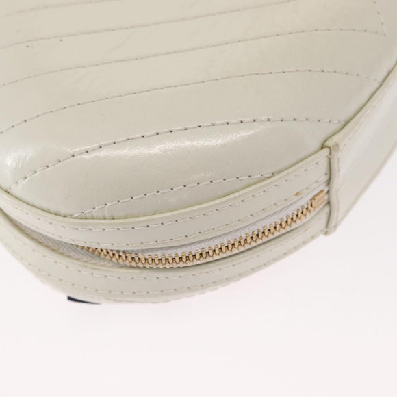 CHANEL Chain V Stitch La Pauza Shoulder Bag Leather White Gold CC Auth 161720SAV