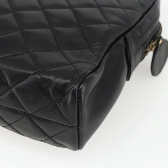 CHANEL Matelasse Chain Shoulder Bag Leather Black Gold CC Auth 161755