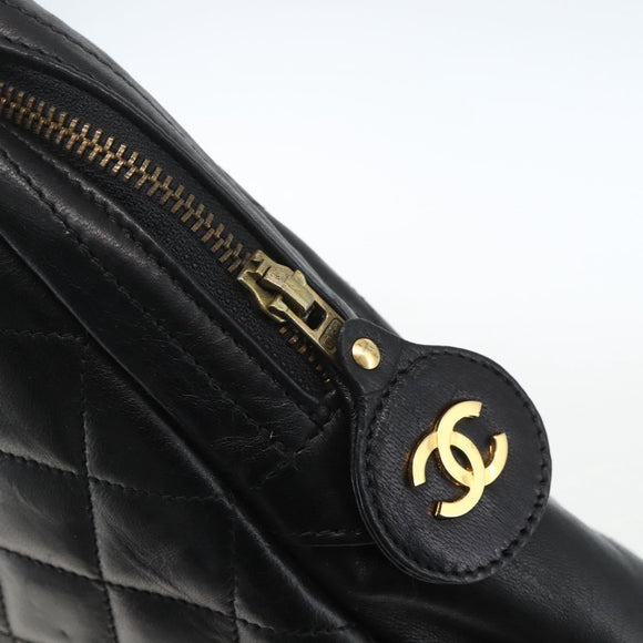 CHANEL Matelasse Chain Shoulder Bag Leather Black Gold CC Auth 161755
