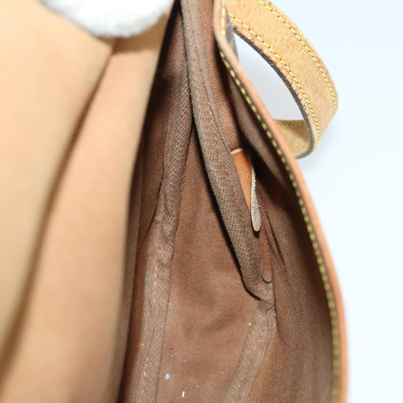 LOUIS VUITTON Monogram Saumur 30 Shoulder Bag M42256 LV Auth 161867