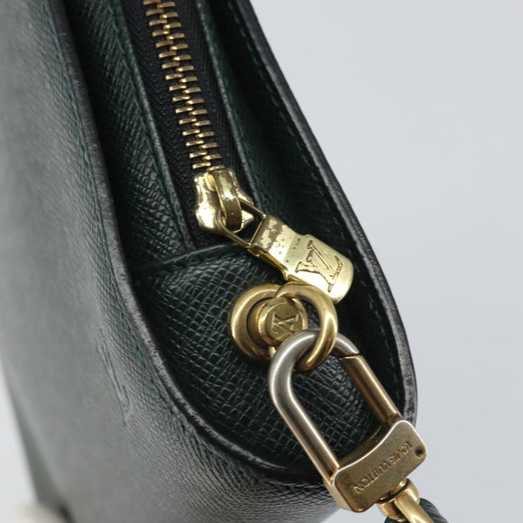 LOUIS VUITTON Taiga Baikal Clutch Bag Epicea M30184 LV Auth 162015