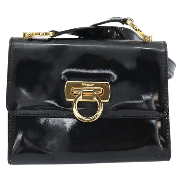 Salvatore Ferragamo Gancini Shoulder Bag Patent leather Black Gold Auth 162253
