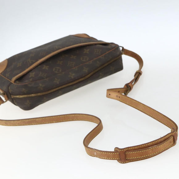 LOUIS VUITTON Monogram Trocadero 27 Shoulder Bag M51274 LV Auth 162363