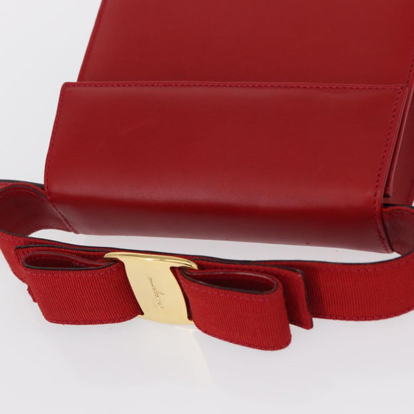 Salvatore Ferragamo Vala Hand Bag Leather 2way Red Gold Auth 162854