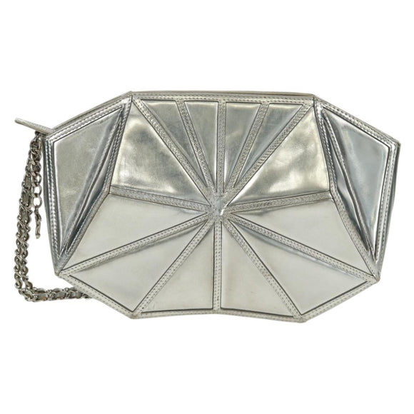 CHANEL Clutch Bag Leather Silver CC Auth 162899V