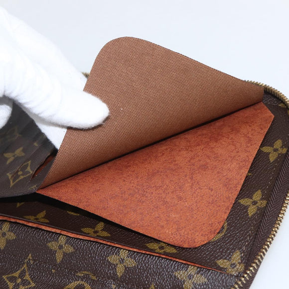 LOUIS VUITTON Monogram Poche Escapade Travel Case M60113 LV Auth 162915