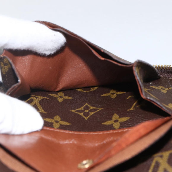 LOUIS VUITTON Monogram Poche Escapade Travel Case M60113 LV Auth 162915
