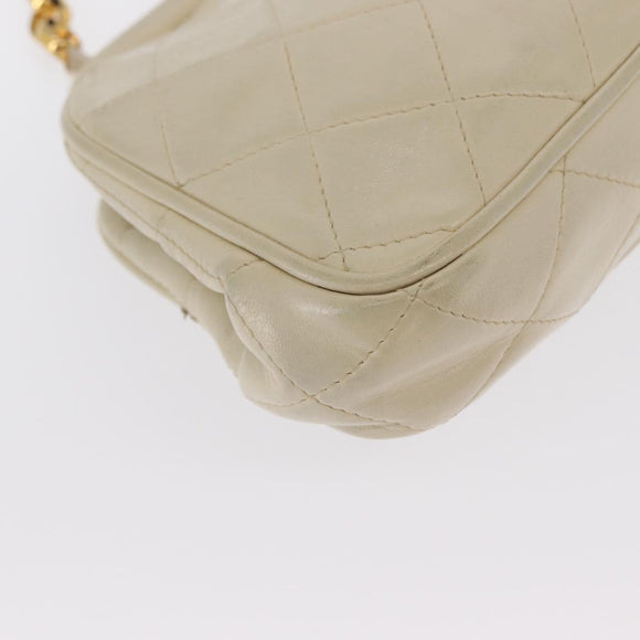 CHANEL Matelasse Chain Shoulder Bag Leather Ivory Gold CC Auth 163424