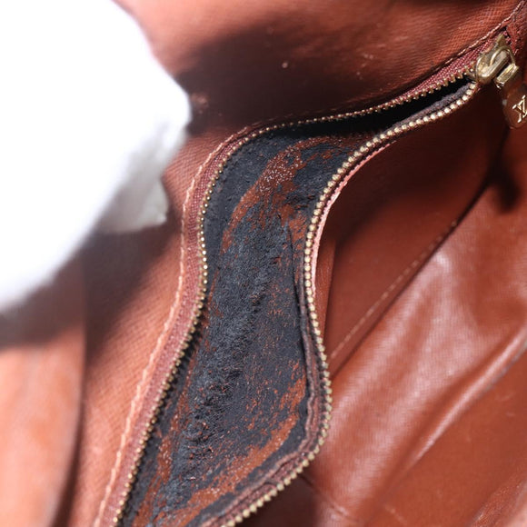 LOUIS VUITTON Monogram Saint Cloud GM Shoulder Bag M51242 LV Auth 163427