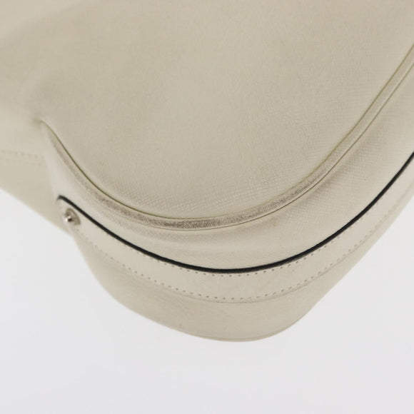 Salvatore Ferragamo Gancini Shoulder Bag Leather Ivory Silver Auth 163453