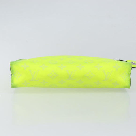 LOUIS VUITTON Taiga Pochette Voyager MM Clutch Bag Jaune LV Auth 163964