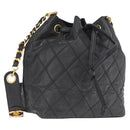 CHANEL Chain Shoulder Bag Patent leather Black Gold CC Auth 164017-1