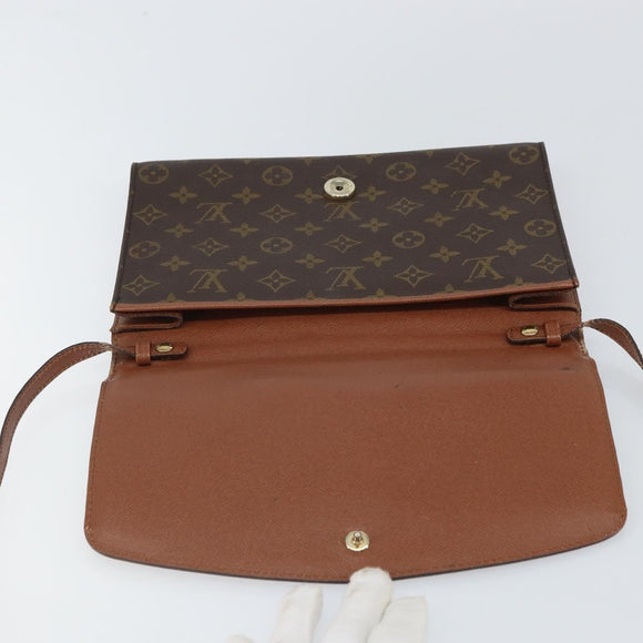 LOUIS VUITTON Monogram Bordeaux 27 Shoulder Bag M51797 LV Auth 164554