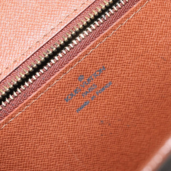 LOUIS VUITTON Monogram Bordeaux 27 Shoulder Bag M51797 LV Auth 164554
