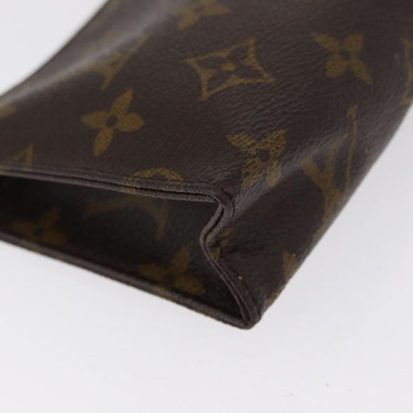 LOUIS VUITTON Monogram Poche Toilette 15 Pouch M47546 LV Auth 164567
