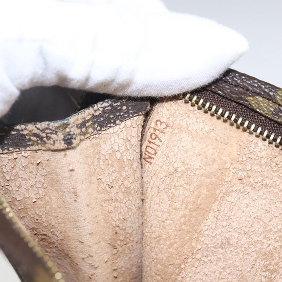 LOUIS VUITTON Monogram Poche Toilette 19 Pouch M47544 LV Auth 165053