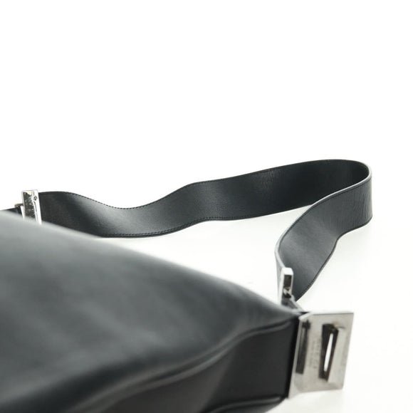 GUCCI Shoulder Bag Leather Black Silver 008 3841 Auth 165228V