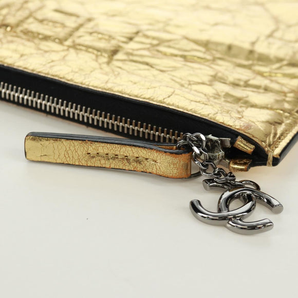 CHANEL Clutch Bag Leather Gold CC Auth 165360M