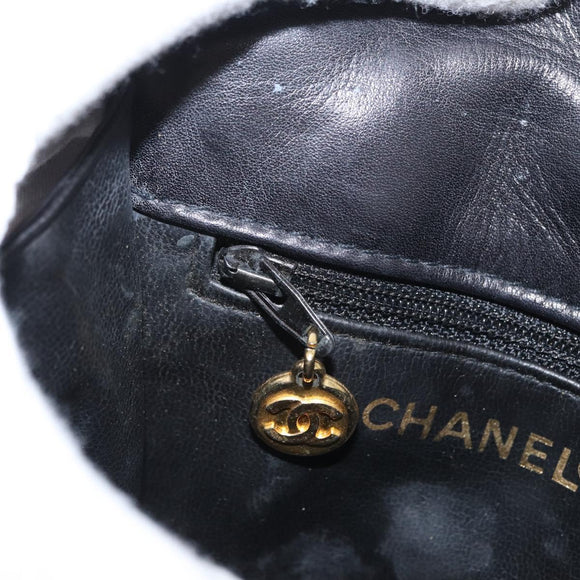 CHANEL Pouch Lamb Skin Black Gold CC Auth 165615