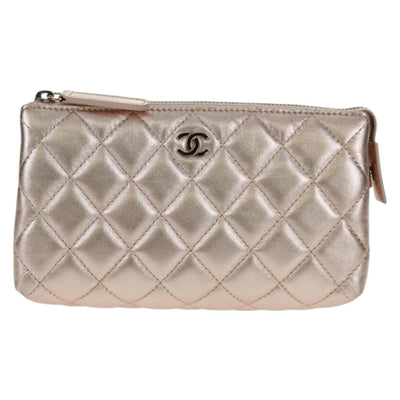 CHANEL Matelasse Pouch Lamb Skin Pink Silver CC Auth 166350SAM - 0