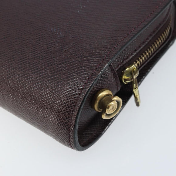 LOUIS VUITTON Taiga Baikal Clutch Bag Grizzly M30188 LV Auth 166830