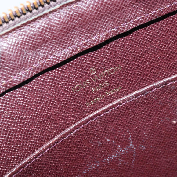 LOUIS VUITTON Taiga Baikal Clutch Bag Grizzly M30188 LV Auth 166830