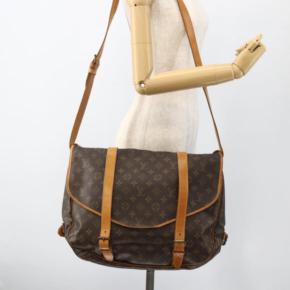LOUIS VUITTON Monogram Saumur 43 Shoulder Bag M42252 LV Auth 166833A