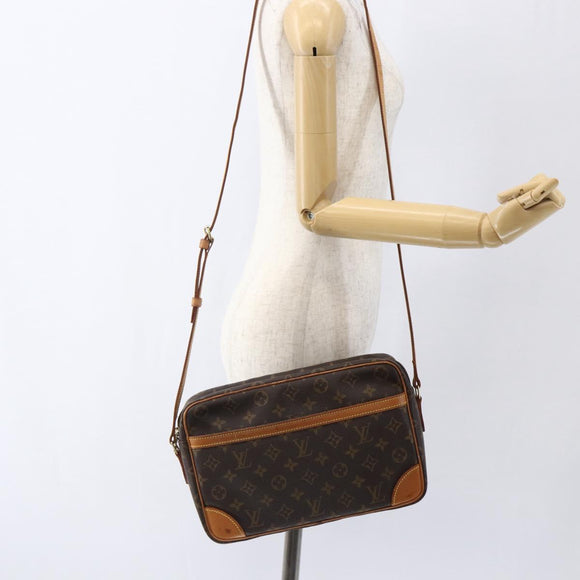 LOUIS VUITTON Monogram Trocadero 30 Shoulder Bag M51272 LV Auth 166841