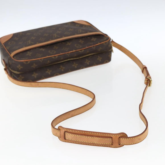 LOUIS VUITTON Monogram Trocadero 30 Shoulder Bag M51272 LV Auth 166841