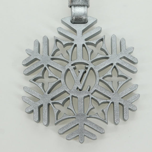 LOUIS VUITTON Snowflake Charm metal Silver M79293 LV Auth 167000SAM