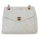 CHANEL Matelasse Chain Shoulder Bag Caviar Skin White Gold CC Auth 168296-13