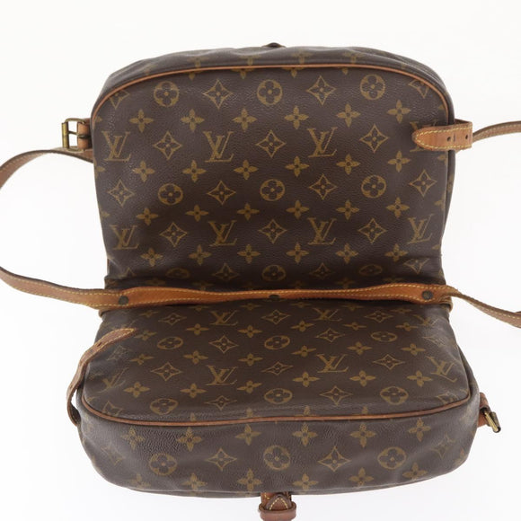 LOUIS VUITTON Monogram Saumur 30 Shoulder Bag M42256 LV Auth 168363