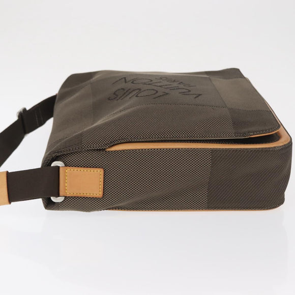 LOUIS VUITTON Damier Geant Messager Shoulder Bag Tail M93030 LV Auth 168478