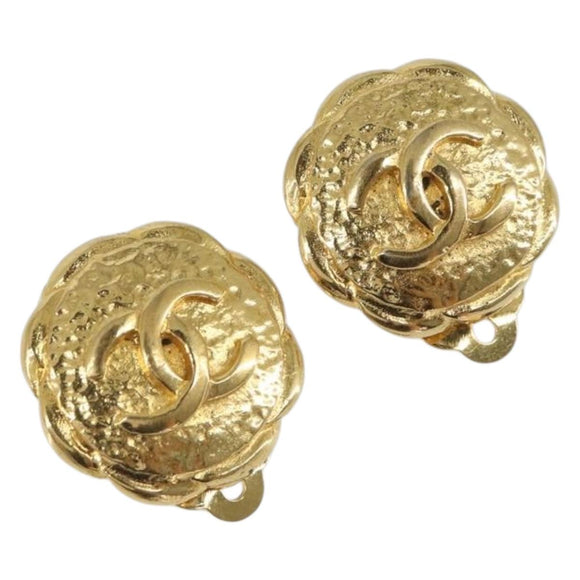 CHANEL Earring metal Gold Tone CC Auth 168767