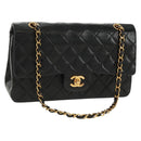 CHANEL Matelasse 25 Double Flap Chain Bag Lamb Skin Black Gold CC Auth 169170SAV-1
