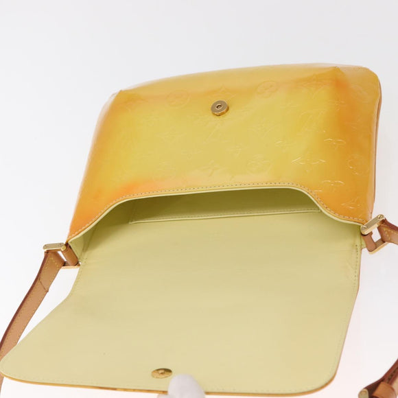 LOUIS VUITTON Monogram Vernis Thompson Street Bag Lime Yellow M91071 Auth 169213