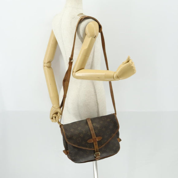 LOUIS VUITTON Monogram Saumur 30 Shoulder Bag M42256 LV Auth 169318