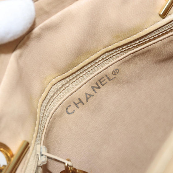 CHANEL Chain Matelasse Shoulder Bag Leather Beige Gold CC Auth 169546