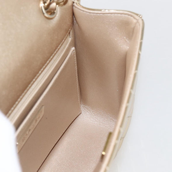 CHANEL Matelasse Backpack Patent leather Gold CC Auth 169659SM