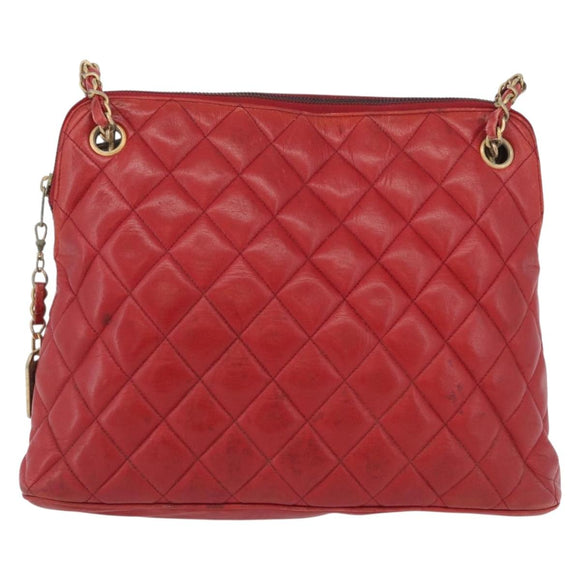 CHANEL Matelasse Chain Shoulder Bag Leather Red Gold CC Auth 169739