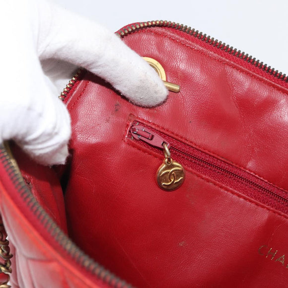 CHANEL Matelasse Chain Shoulder Bag Leather Red Gold CC Auth 169739