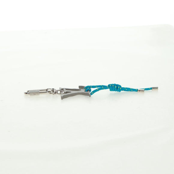 LOUIS VUITTON Porte Cles LV Shape Rope Charm metaal Blauw MP2618 LV Auth 169919M